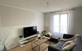 Appartement Calme Et Chaleureux